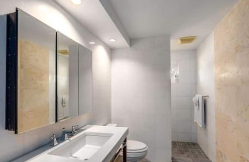 Nazareth Villa | Vessup View · 5BR -Walk to the beach! Close to the Ritz Carlton!