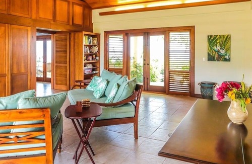 Estate Salt River House | Charming 4-bedroom house with AC, fitness room in fabulous Christiansted