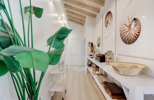 Estate Western Water Island Villa | Villa Serena Water Island