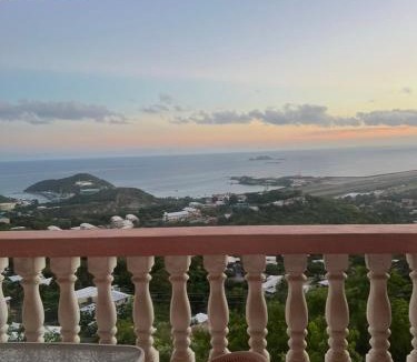 Altona Apartment | Cozy House, Ocean View, Saint Thomas