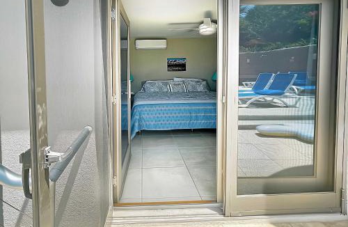 Peterborg House | Villa Vista Oceanfront 4BR - Infinity Pool - Views