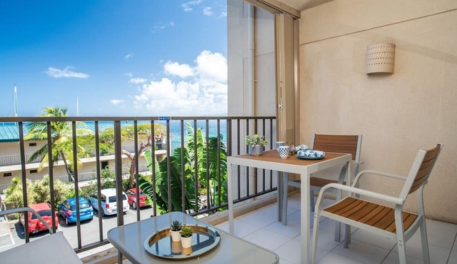 Serene Beach Condo- One Bedroom w/Balcony