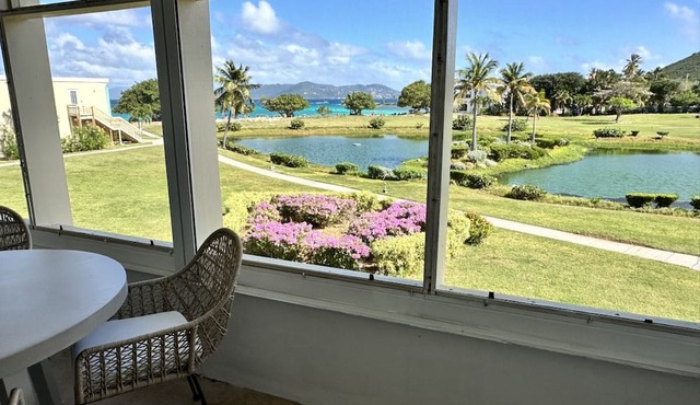 1BR Condo On the Beach! Sleeps 4 in St. Thomas