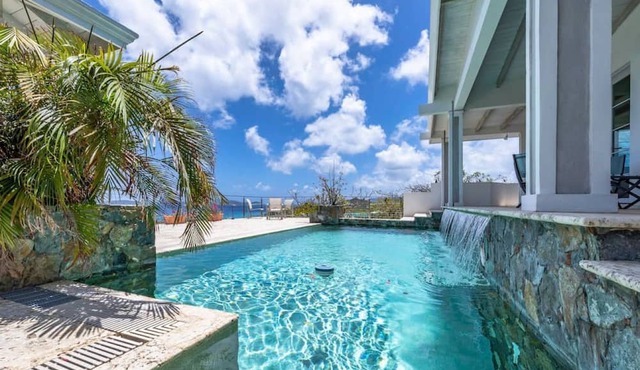 Vessup View · 5BR -Walk to the beach! Close to the Ritz Carlton! in St. Thomas