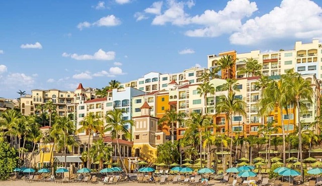 Marriott's Frenchman's Cove, Ocean-side 2-bedroom villa with Full Resort Access in St. Thomas