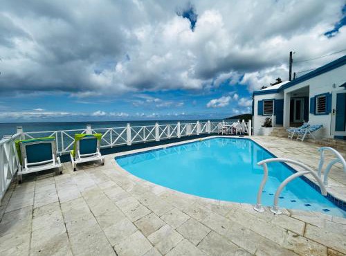North Star Villa Oceanfront Family-Retreat With Pool